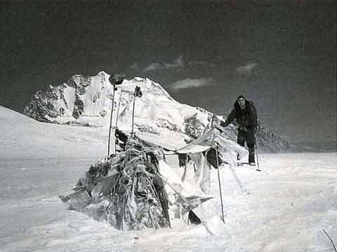 
Joe Simpson On Nangpa La - Storms Of Silence book
